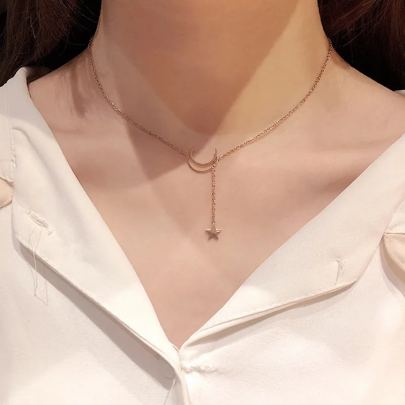 New Simple Moon Star Pendant Choker Necklace Simple Gold Color Alloy Charm Chain Necklace