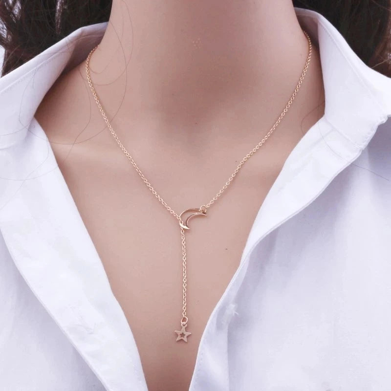 New Simple Moon Star Pendant Choker Necklace Simple Gold Color Alloy Charm Chain Necklace